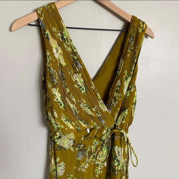 NEW ASOS Wrap Bodice Maxi Dress in Green Floral Print Size 6 - Picture 3 of 4